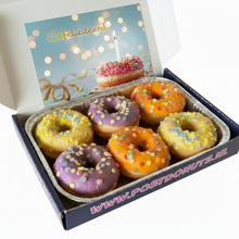 Afbeelding in Gallery-weergave laden, Donutdoos met wenskaart in deksel