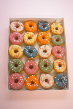 Afbeelding in Gallery-weergave laden, Mini Donut Boxes – Verschillende Thema's (20 stuks)