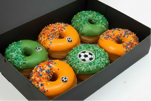 Afbeelding in Gallery-weergave laden, Voetbal Mini Donuts – Box van 6