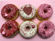 Afbeelding in Gallery-weergave laden, Mini Donut Box 'Liefde'