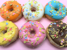 Afbeelding in Gallery-weergave laden, Mini Donut Box 'Gefeliciteerd'