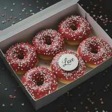Afbeelding in Gallery-weergave laden, Love wit logo zwarte letters
