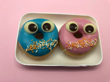 Afbeelding in Gallery-weergave laden, Mini Donut Box &#39;Monsters&#39; 2 stuks
